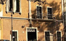 Hotel Mansion del Cantador
